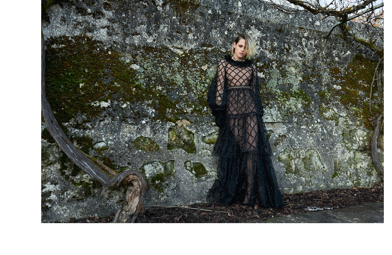 The Métiers d’art 2020/21 “Le Château des Dames” collection campaign with Kristen Stewart photographed by Juergen Teller - Ph Courtesy Chanel